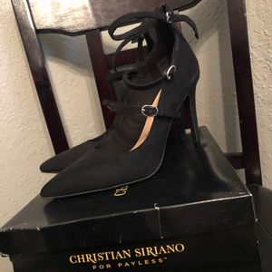 Christian Siriano black pumps